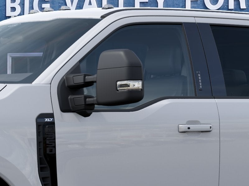 2027 Ford Super Duty F-350 SRW F-350® XLT