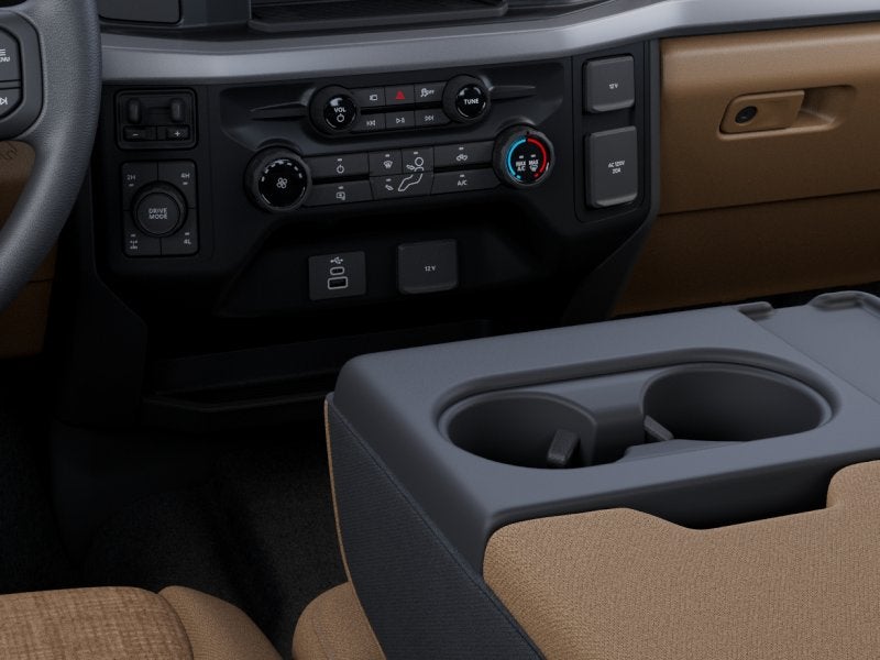 2027 Ford Super Duty F-350 SRW F-350® XLT