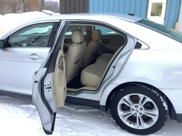 2016 Ford Taurus SEL