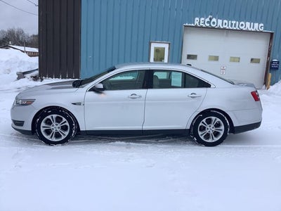 2016 Ford Taurus SEL