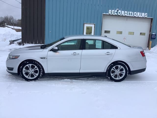 2016 Ford Taurus SEL
