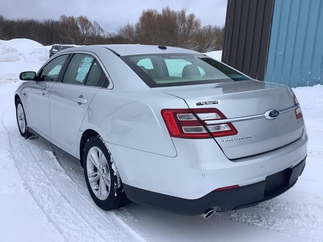 2016 Ford Taurus SEL