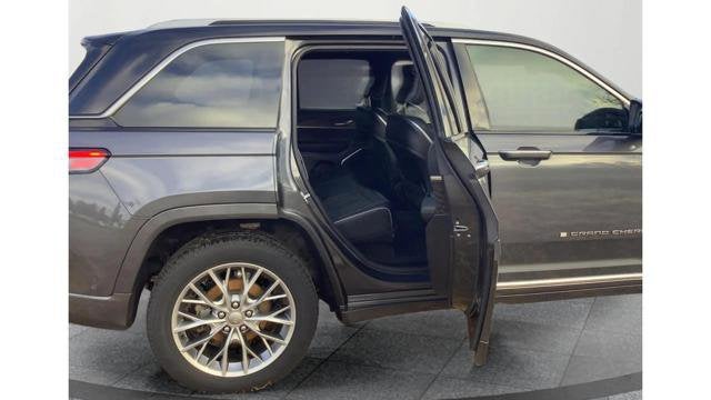 2022 Jeep Grand Cherokee Summit 4x4