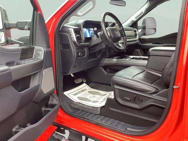 2025 Ford F-350 LARIAT