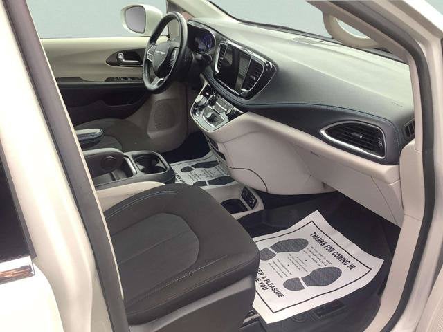 2021 Chrysler Pacifica Touring