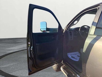 2018 RAM 3500 Tradesman Crew Cab 4x4 8' Box