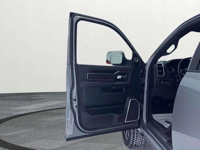 2022 RAM 2500 Laramie Mega Cab 4x4 6'4' Box